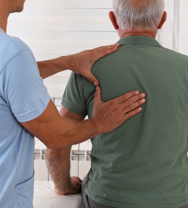 Ostéopathe pour les séniors